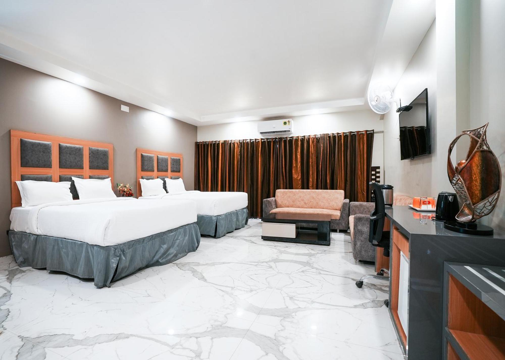 Rupis Resort Near Udaipur Airport Dabok Exterior foto