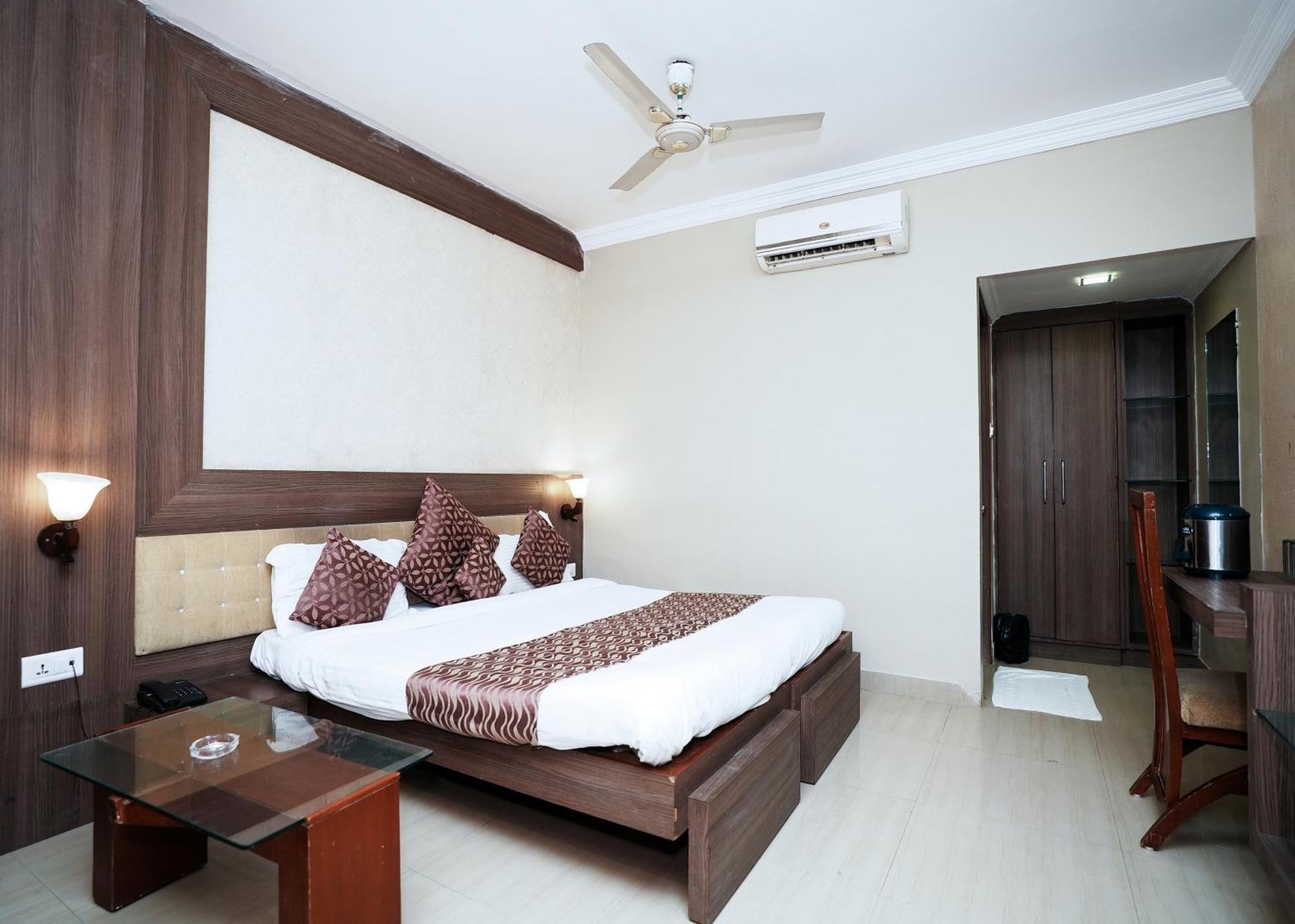 Rupis Resort Near Udaipur Airport Dabok Exterior foto